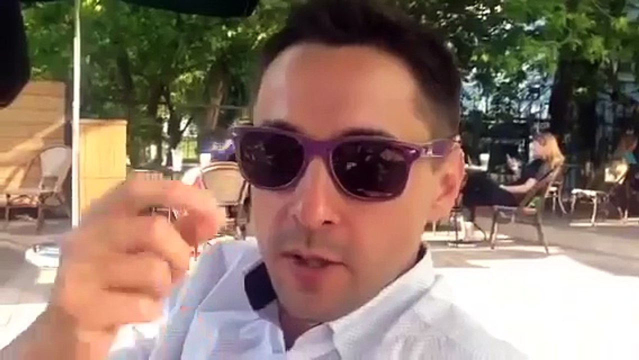 Все ключевые люди приходят на 4-летие LR в очках MINDMASTER! Генрих Эрдман!