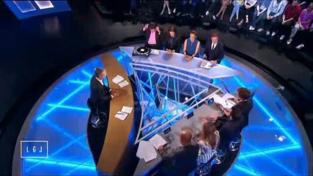 Quand Natacha Polony et Jean-Michel Apathie se lancent dans le rap, ça donne ça ! Regardez