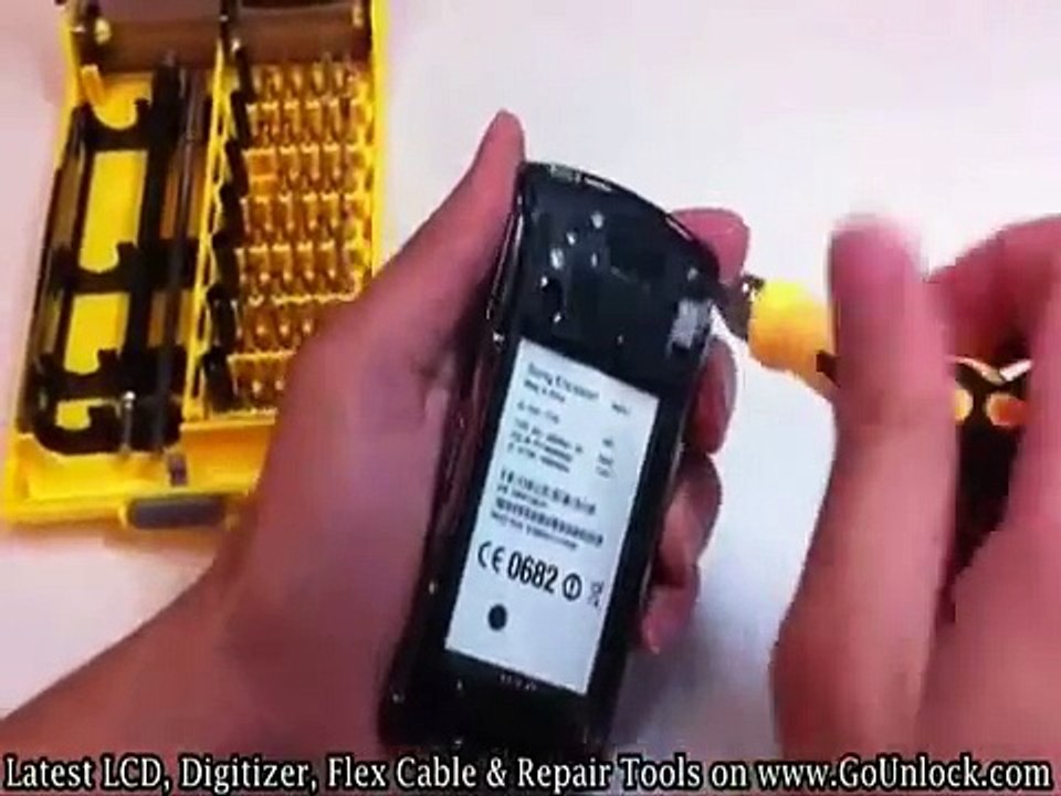 DESARMADO DE XPERIA PLAY CURSO DE REPARACION DE CELULARES GRUPO ODARA