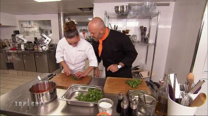 Le commis Etchebest taquine Coline