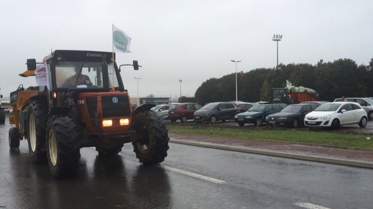 Départ des tracteurs vers la préfecture