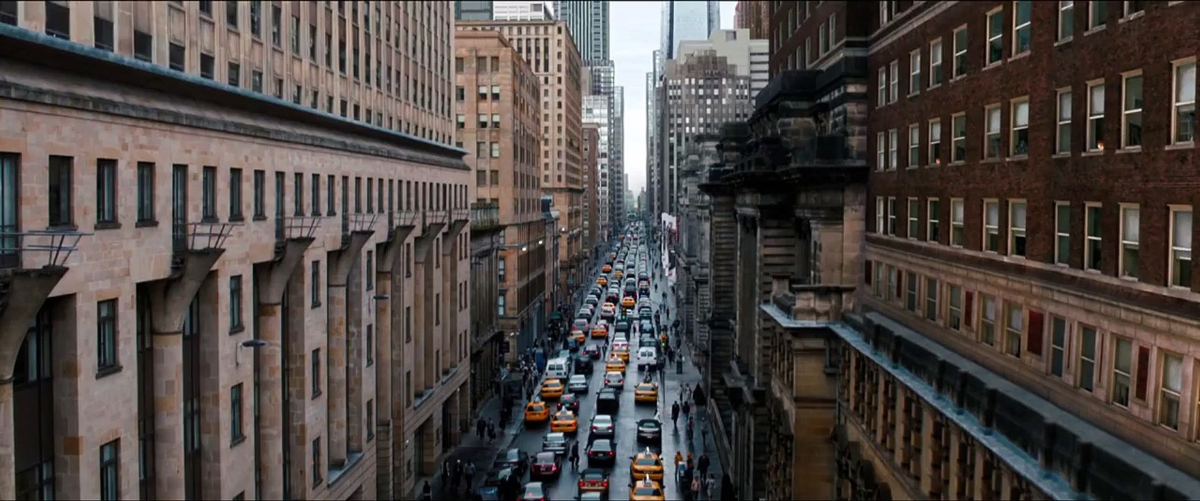 World War Z Official Movie Spot: Getting Out