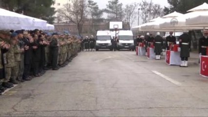 Şehitler İçin Tören Düzenlendi (4)