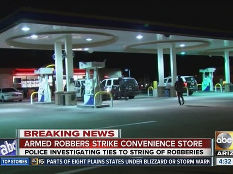 Armed robbers strike Peoria store