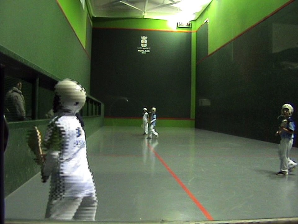 Championnat de France paleta cuir trinquet poussin janvier 2016 à Morlaas 2/5