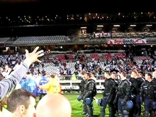 Juninho jète son maillot OL 6ème titre champion de france