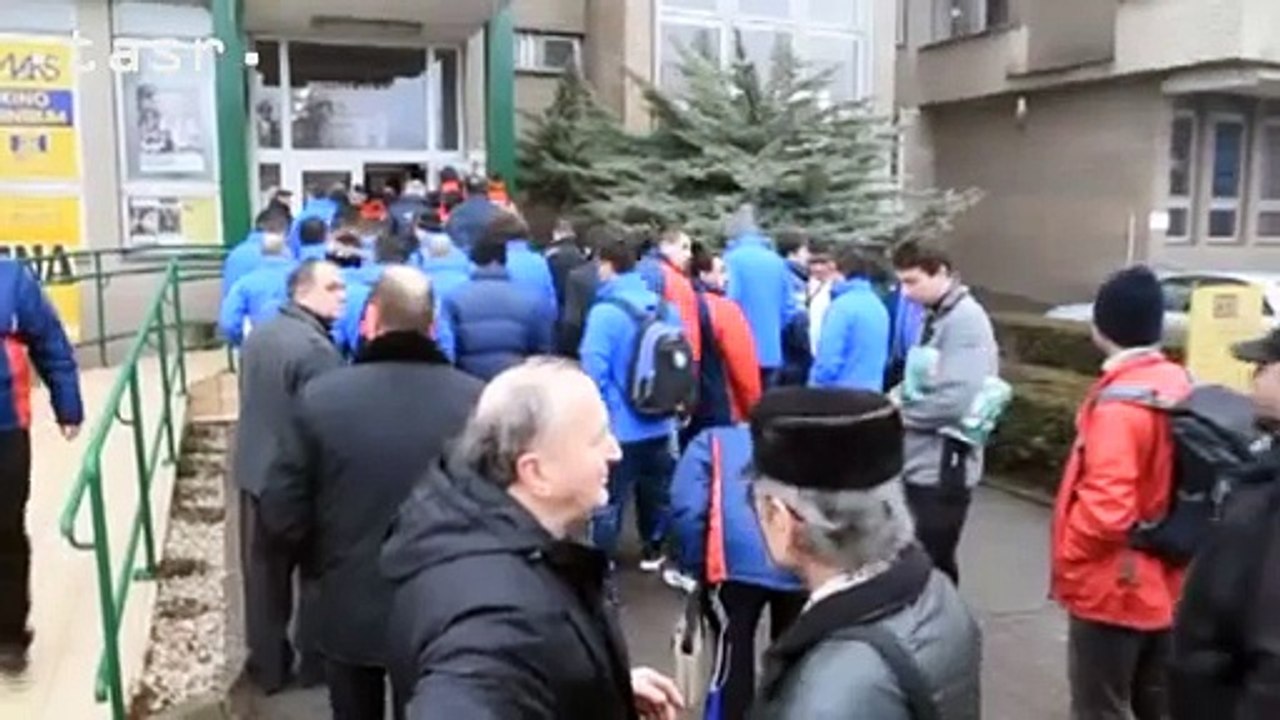 Kňazi si v Michalovciach zmerajú sily v halovom futbale  