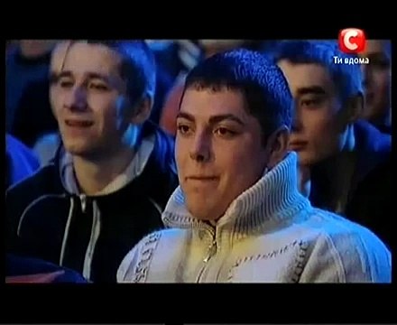 Маленькая девочка Диана о Бабушке