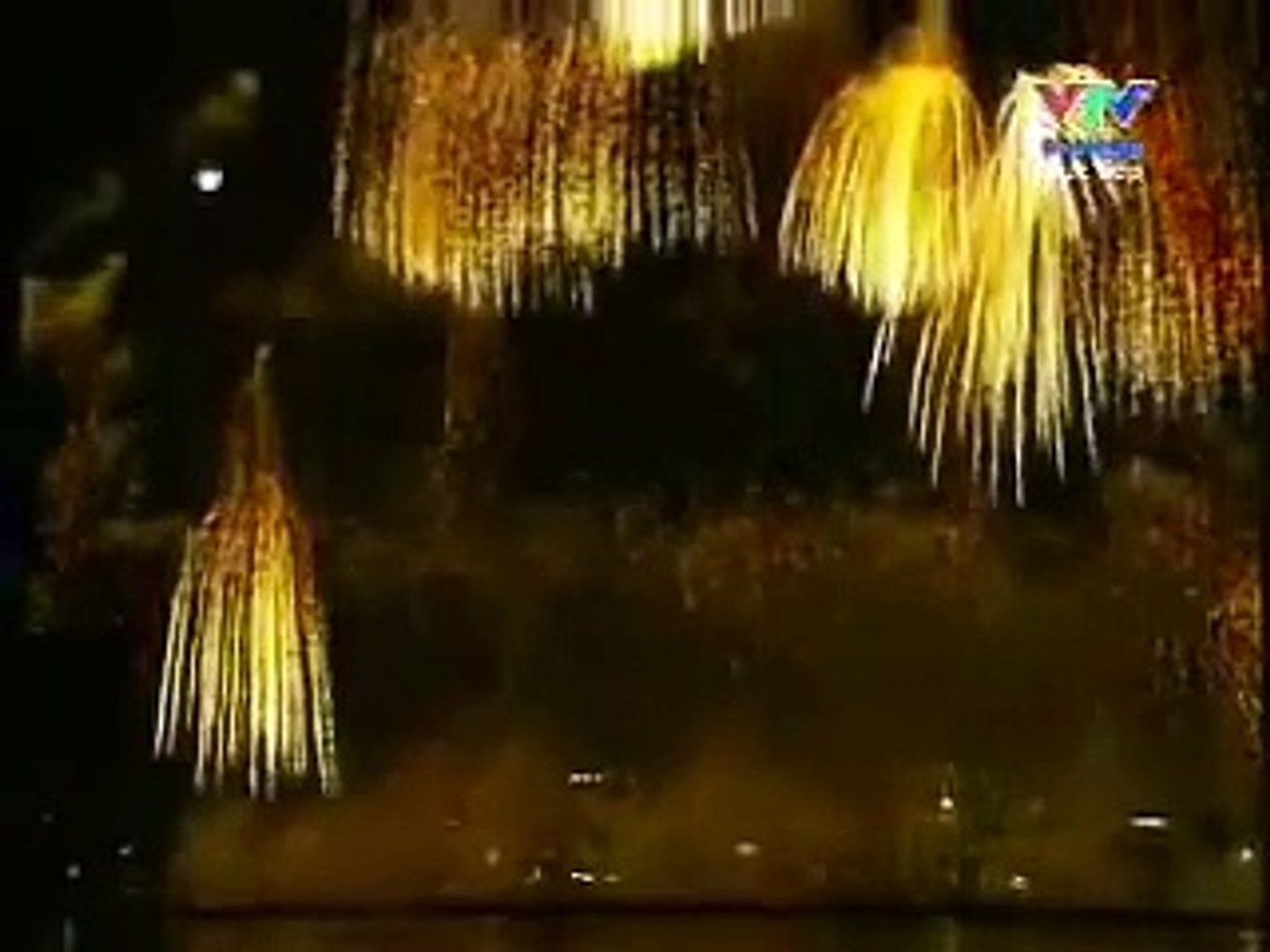 ⁣Международный фестиваль фейерверка -- 2011 в Дананге   Команда Италии Туры во Вьетнам