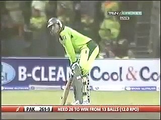 Abdul Razzaq Classical Inning - Sports Videos- Npmake