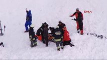 Erzurum Palandöken'de Çığ Altında Kalan İki Kayakçı Kurtarıldı
