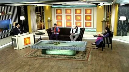Azizi Fighting on Social Media of Pakistan- Hasb e Haal- very funny