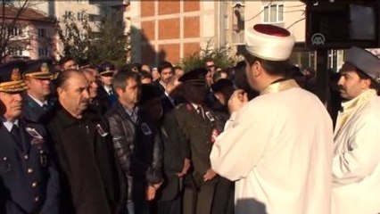 Kanserden Ölen Subayın Cenazesi İnegöl'de Defnedildi