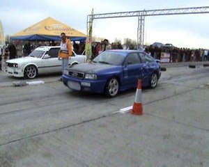 Audi S2 Coupe [10.8] Vs BMW E30 [M5] Drag Race