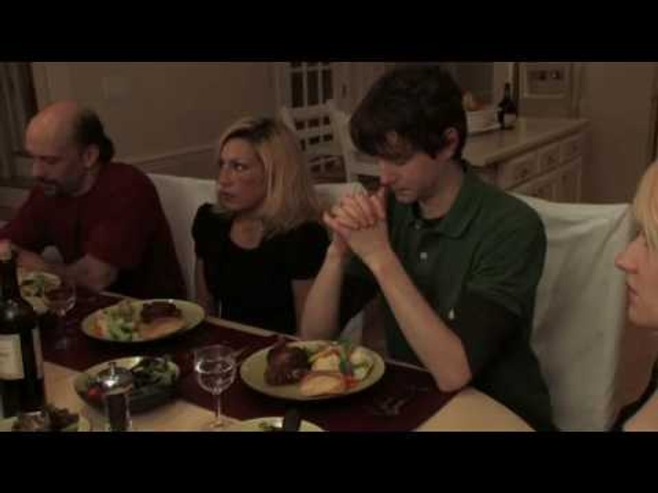 The Joneses - Movie Trailer