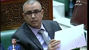 الوزير الداودي ينفعل و يثور غضبا في وجه نائب برلماني بسبب وفاة أحد طلاب جامعة اكادير