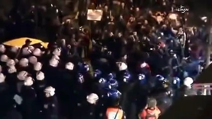 İnternetime Dokunma Eylemi 18 Ocak 2014 - Polis Müdahalesi Taksim