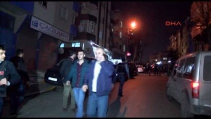 Eyüp'te Derneğe Silahlı Saldırı 4 Yaralı...