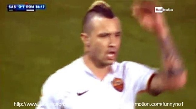 Radja Nainggolan RED CARD Sassuolo 0-1 AS ROMA