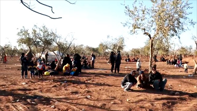 نزوح آلاف العائلات السورية في ريف حلب