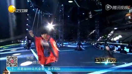 Chenyu Hua华晨宇160201辽宁卫视小年夜 华晨宇演唱《我管你》+即兴弹唱“表白”郎朗