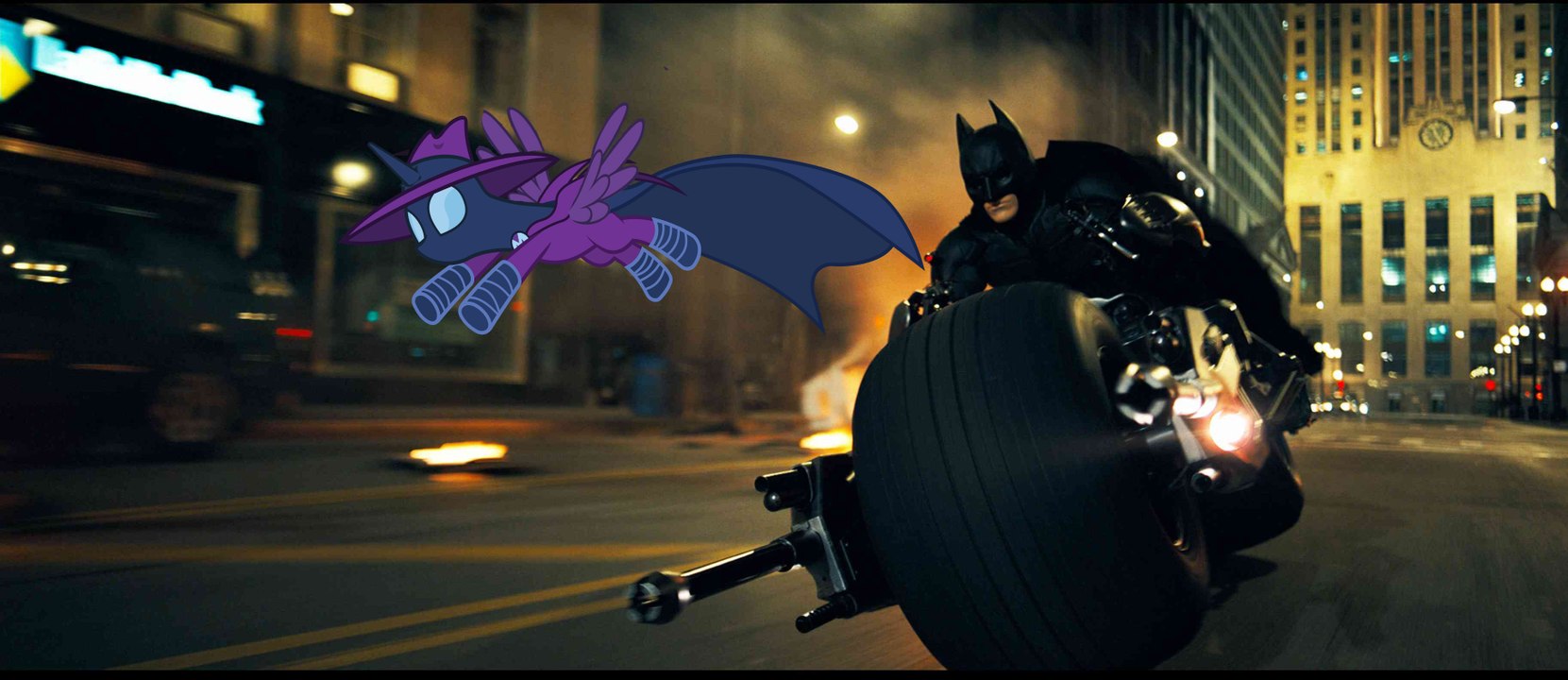 Ponies watch The Dark Knight