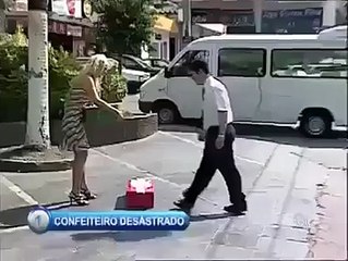 Joke with peoples by girl very funny