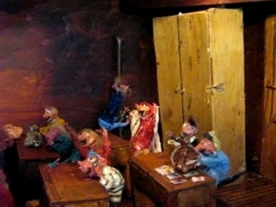 "dans l armoire de la classe