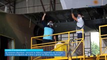 El ministro Martínez recorrió la Fábrica Argentina de Aviones_1