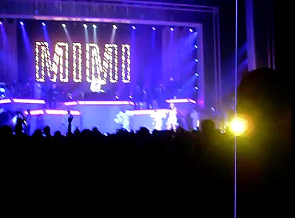 Mariah Carey - More than Just Friends live at MSG 12/31/09