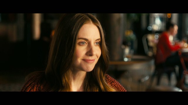 Alison Brie Talks About Being On 10 Dating Sites In 'How To Be Single' Clip