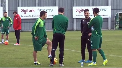 Batalla, takımla ilk antrenmanına çıktı