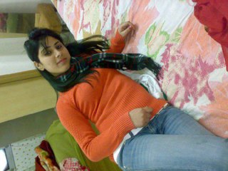 BEAUTIFUL PAKISTANI GIRL HIDDEN TALENT