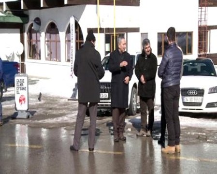 Arınç'a Denk Gelen Manidar Reklam! Gazoz Olma Efsane Ol