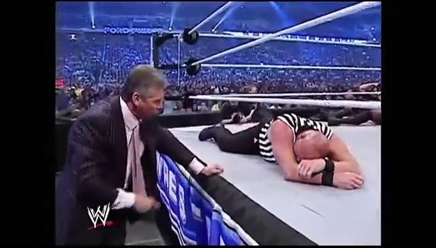 Donald Trump bodyslams, beats and shaves Vince McMahon at Wrestlemania XXIII