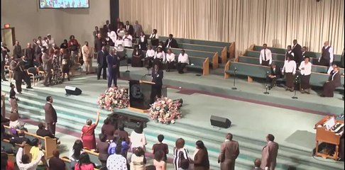 Dr. Tellis Chapman Closing at Pentecostal Explosion 2015