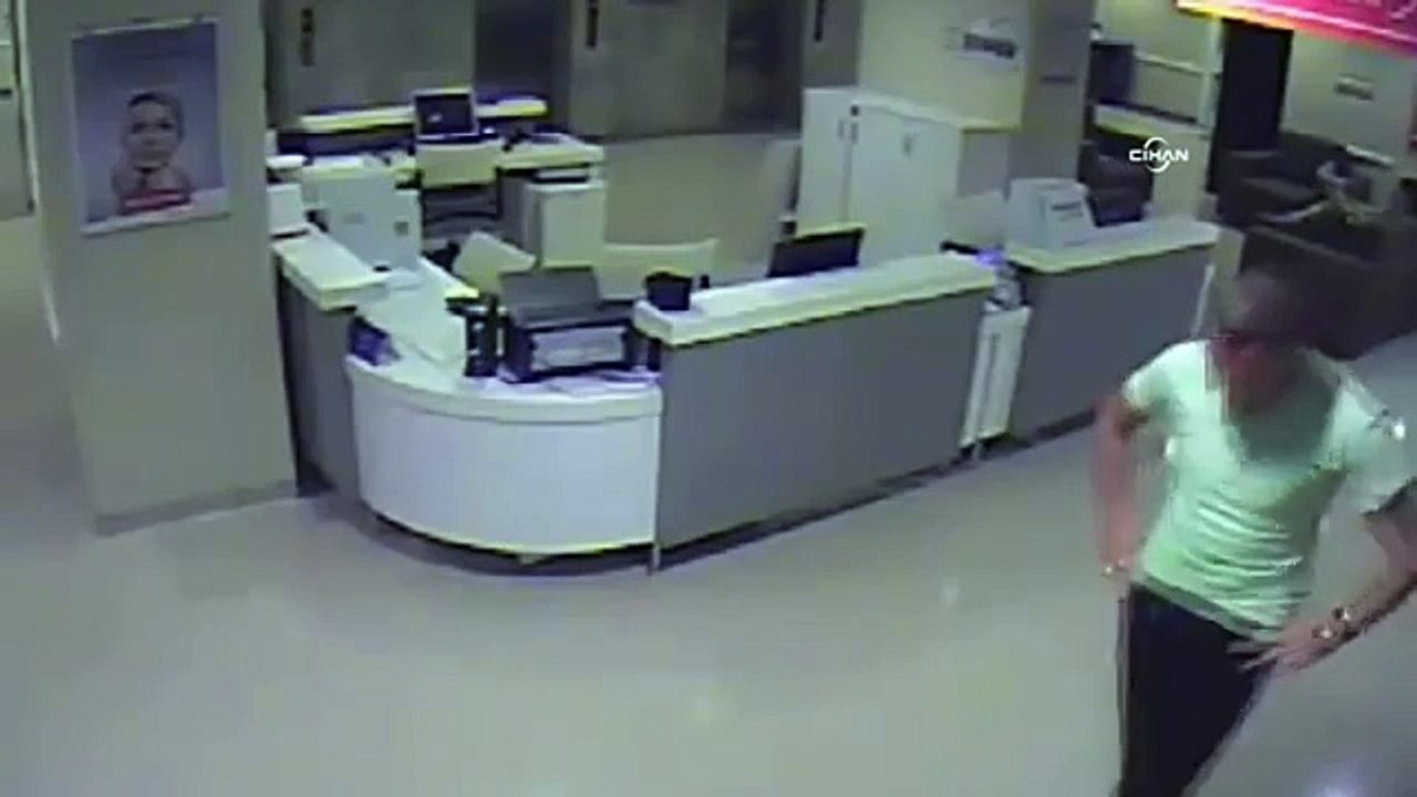 Hastanedeki hırsızlık anı saniye saniye görüntülendi