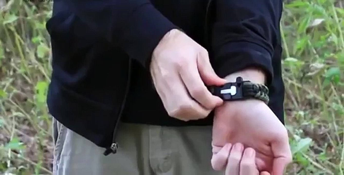 What is paracord bracelet ?  Get this new firekable para cord bracelet for FREE