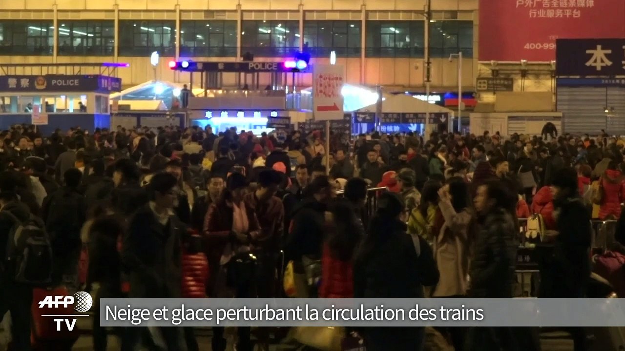 Chine: près de 100.000 voyageurs bloqués en gare à Canton