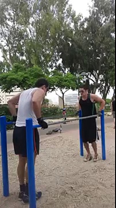 Bar brothers