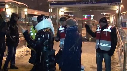 Bomba süsü verilmiş paket tramvay seferlerini aksattı