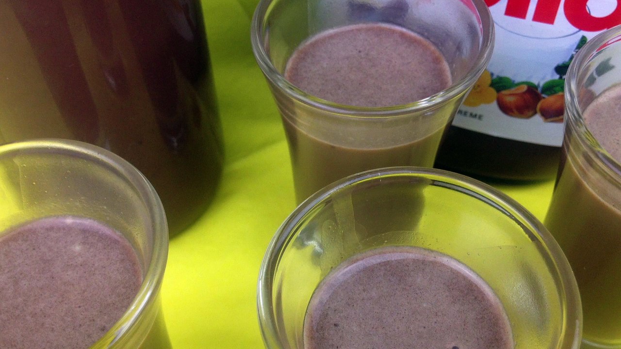 Haselnusscreme Likör selber machen - Mit Nutella