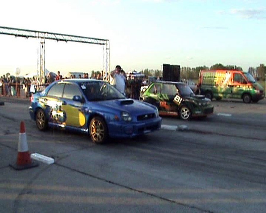 Subaru Impreza WRX STI Vs. Fiat 126 P [Drag Polski] Drag Race
