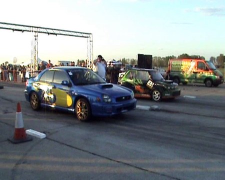 Subaru Impreza WRX STI Vs. Fiat 126 P [Drag Polski] Drag Race