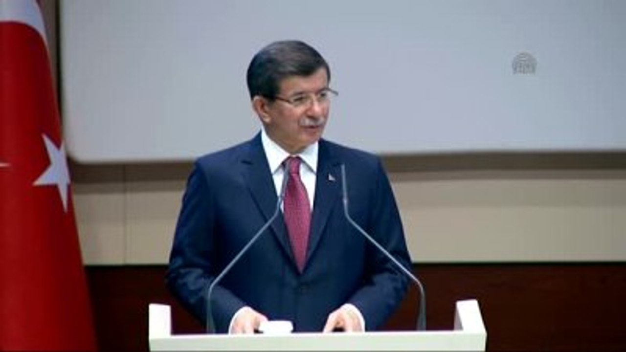 Davutoğlu: "(Anayasa) Bu Mesele Hiçbirimizin Şahsi Meselesi Değildir"