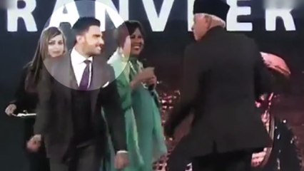 Ranveer Singh Makes Ex CM Of Jammu and Kashmir Dance