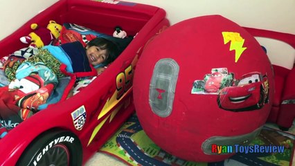 100+ cars toys GIANT EGG SURPRISE OPENING Disney Pixar Lightning McQueen kids video Ryan T