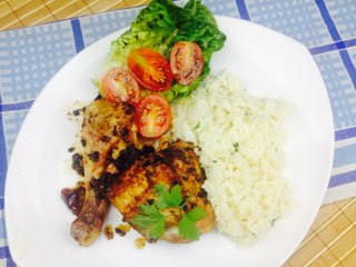 Hähnchen mit Knoblauch Butterreis nach peruanischer Art - Rezept