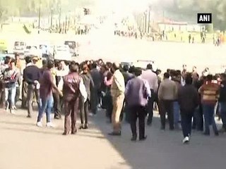 Woman attacks PM's convoy, detained