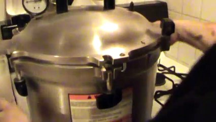 Safe Canning:  Bone Broth, Step by Step